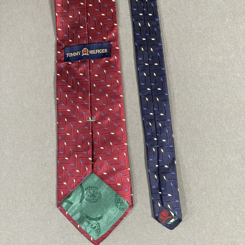 Vintage Tommy Hilfiger Neck Tie 100% Silk made In USA NWT‎ 3.5"